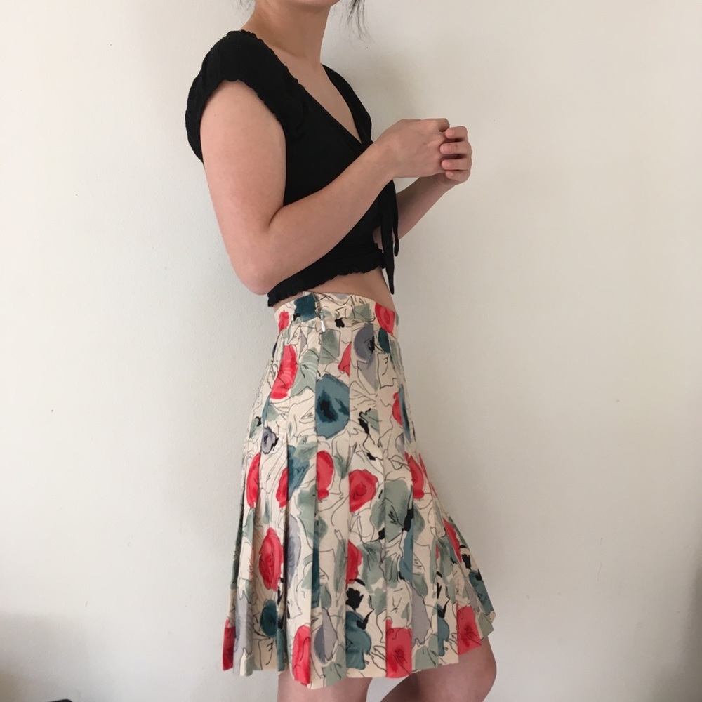 Floral Print Silk High Waist Mini Skirt - Picture 6 of 6